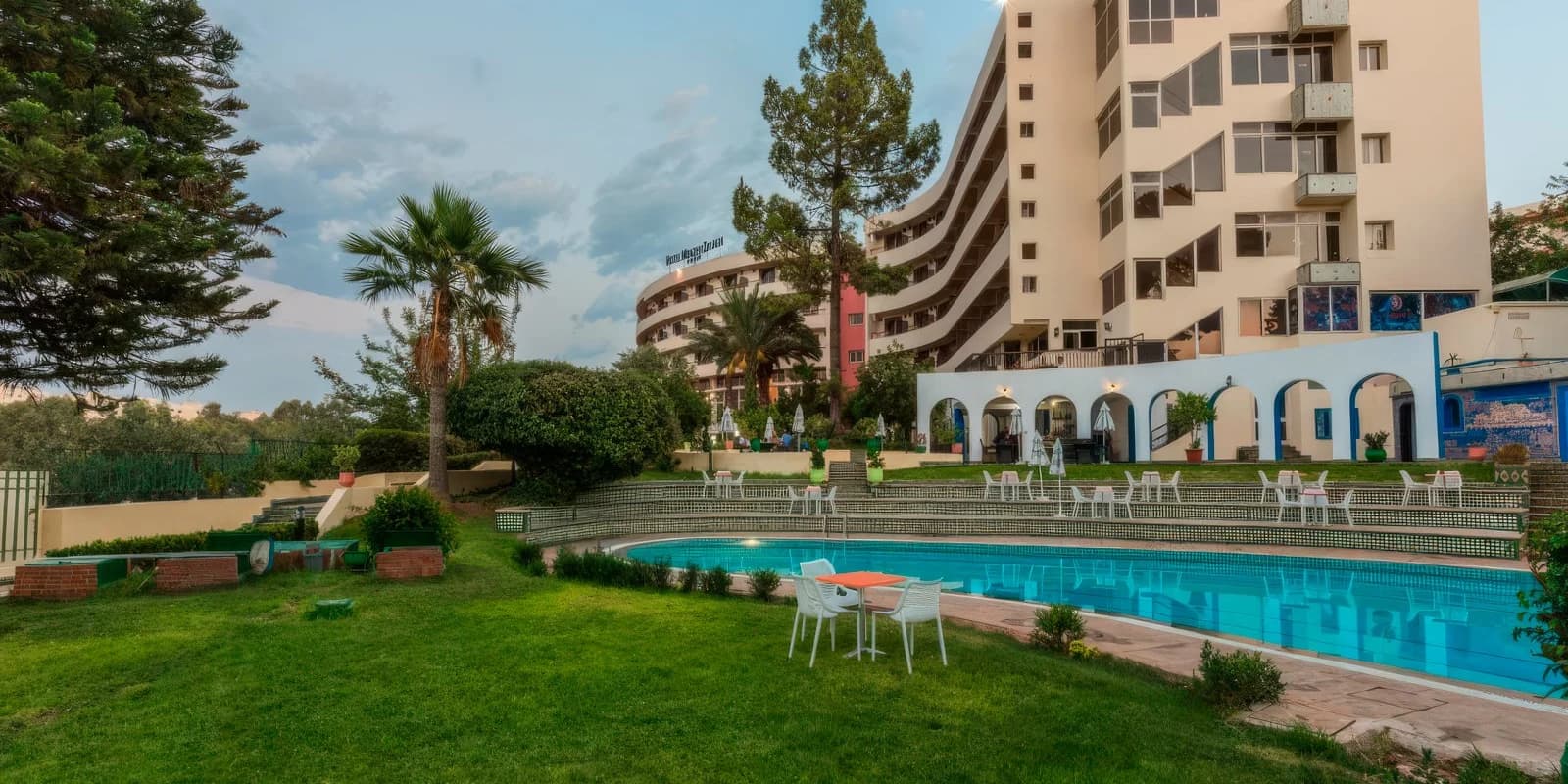Hotel Menzeh Zalagh 4*